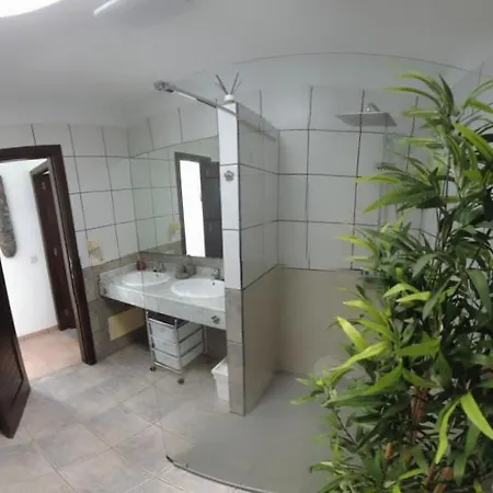 בית נופש Aloha 45 *
